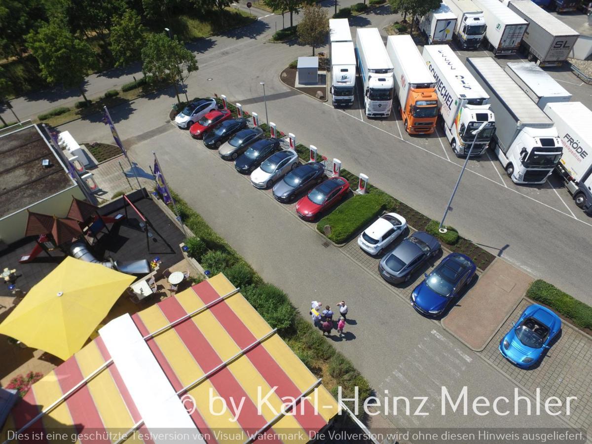 Highway Hotel Herbolzheim Exterior foto